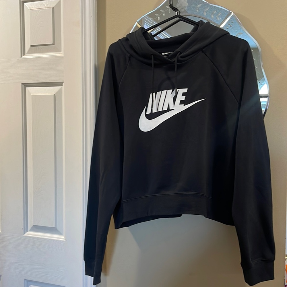 Black Nike Mid Sweatshirt